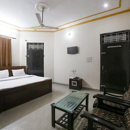 Spot On 38085 Hotel Amer Palace Джайпур Екстериор снимка