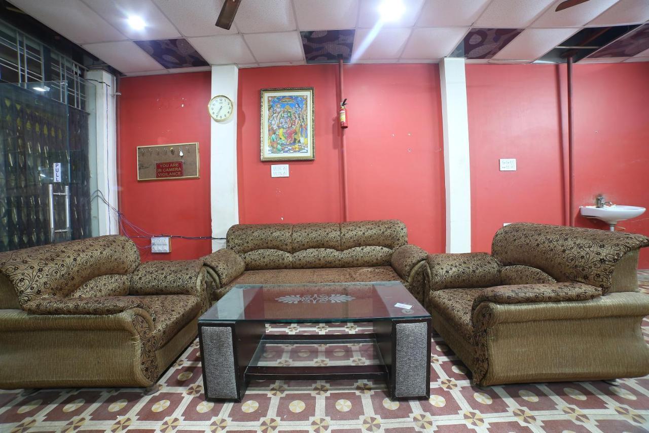 Spot On 38085 Hotel Amer Palace Джайпур Екстериор снимка